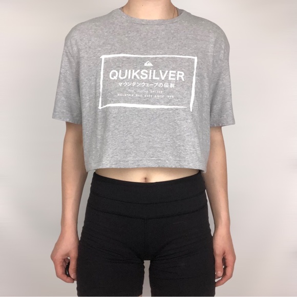 BOGO FREE Quicksilver Graphic Front Crop Shirt Gray Size‎ L - Picture 1 of 7